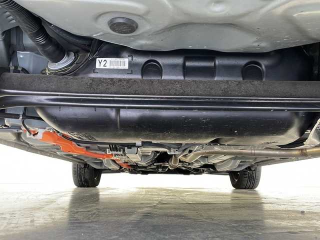 トヨタ アクア S スタイルブラック 長野県 2021(令3)年 2.6万km ホワイトパールクリスタルシャイン 純正ナビ/衝突被害軽減システム/車線逸脱警報/全方位カメラ/バックカメラ/コーナーセンサー/ワンセグTV/Bluetooth/オートライト/LEDヘッドライト/オートマチックハイビーム/ステアリングスイッチ/純正フロアマット/ウインカーミラー/電動格納ミラー
