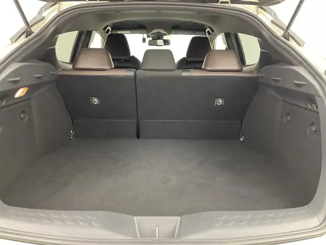 トヨタ Ｃ－ＨＲ G 群馬県 2018(平30)年 2.3万km ブラック/ホワイトパールクリスタルシャイン 2トーン アルパイン9型ナビ バックカメラ ハーフレザーシート シートヒーター ETC アダプティブクルーズコントロール BSM 衝突被害軽減ブレーキ LEDライト フォグランプ オートハイビーム  禁煙車