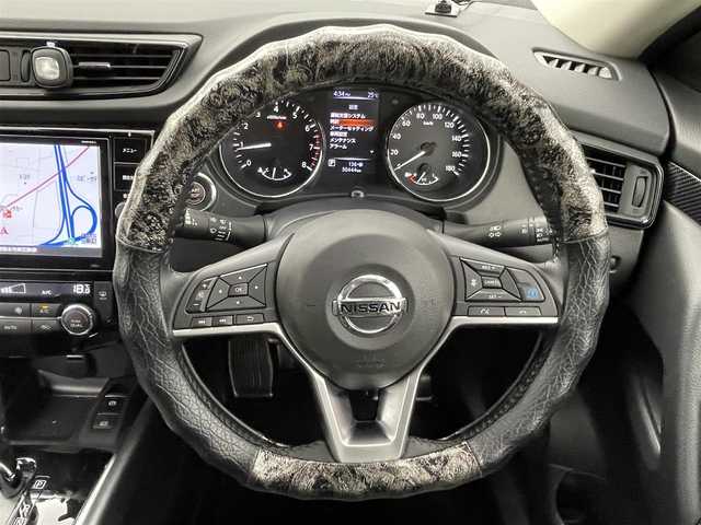 日産 エクストレイル 20Xi 熊本県 2020(令2)年 3.1万km ダイヤモンドブラック 純正ナビMM519D-L（ＣＤ・ＤＶＤ・フルセグ・ＢＴ・ＳＤ）/全周囲カメラ　/ビルトインＥＴＣ　/純正前後ドライブレコーダー　/レーダークルーズコントロール/前後クリアランスソナー　/前席シートヒーター　/プロパイロット　/エマージェンシーブレーキ/レーンキープアシスト/横滑り防止/ダウンヒルアシスト/アイドリングストップ/パワーバックドア/インテリジェントルームミラー/電動パーキング/ブレーキホールド/純正フロアマット/純正１８インチAW/オートライト/オートマチックハイビーム/LEDヘッドライト/フォグライト/スマートキー/プッシュスタート/スペアキー1本/保証書