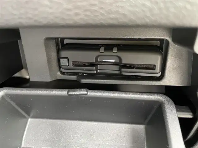 日産 セレナ ハイウェイスター 石川県 2020(令2)年 3.4万km インペリアルアンバーP 純正10型ナビ/フルセグTV/全方位カメラ/LEDヘッドライト/ETC/ドライブレコーダー/プロパイロット/エマージェンシーブレーキ/両側パワースライドドア/インテリキー/プッシュスタート/電動ミラー/純正アルミホイール/保証書