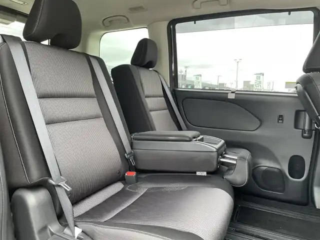 日産 セレナ ハイウェイスター 石川県 2020(令2)年 3.4万km インペリアルアンバーP 純正10型ナビ/フルセグTV/全方位カメラ/LEDヘッドライト/ETC/ドライブレコーダー/プロパイロット/エマージェンシーブレーキ/両側パワースライドドア/インテリキー/プッシュスタート/電動ミラー/純正アルミホイール/保証書