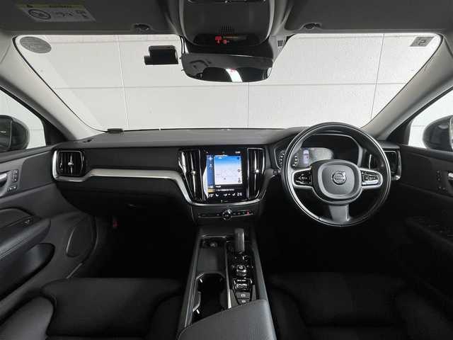 ボルボ Ｖ６０ 山形県 2021(令3)年 2.8万km 黒 ・フルセグ/・純正ナビ/・前後ドラレコ/・レーンキープ/・ステアリングヒータ―/・アイドリングストップ/・パークアシスト/・アダプティブクルーズコントロール/・ブラインドスポットモニター/・３６０°カメラ/・ワイヤレス充電/・シートヒーター