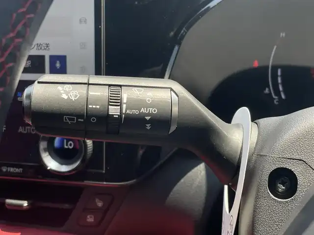 レクサス ＮＸ 350h Fスポーツ 東京都 2022(令4)年 1.1万km パール 純正ナビ/360°カメラ/パノラマサンルーフ/ACC/BSM/レザーシート/シートヒーター/シートエアコン/HUD/４WD