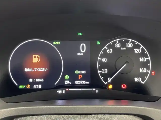 ホンダ ヴェゼル ハイブリッド e:HEV Z 愛知県 2022(令4)年 2.7万km プラチナホワイトパール 純９型ナビＤＡ　ワイヤレス充電　禁煙車　フルセグＴＶ　バックカメラ　ＥＴＣ２．０　ハンズフリーパワーバックドア　ホンダセンシング　追従クルコン　衝突軽減　ＬＥＤオートライト　後退出庫サポート　ＢＳＭ/ワイパーデアイサー/ワイヤレス充電/フォグランプ/ステアリングヒーター/ブラインドスポットモニター/パドルシフト/Bluetooth/純正アルミホイール/オートハイビーム/純正ドライブレコーダー/純正ナビ/ETC/バックカメラ
