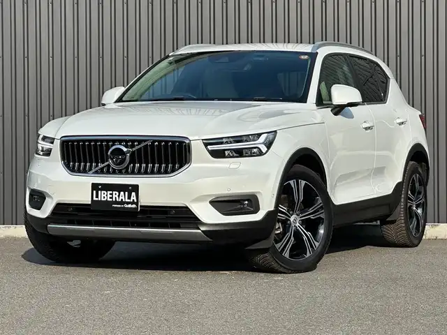 ボルボ ＸＣ４０ B4 AWD インスクリプション 福島県 2021(令3)年 3.6万km クリスタルホワイトP ACC/白革シート/パワーシート/パワーバックドア/全方位カメラ/360°カメラ/AppleCarPlay/ETC2.0/前後ドラレコ/HarmanKardon/クリスタルノブ/ワイヤレス充電
