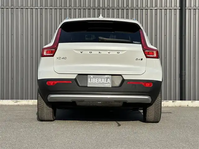ボルボ ＸＣ４０ B4 AWD インスクリプション 福島県 2021(令3)年 3.6万km クリスタルホワイトP ACC/白革シート/パワーシート/パワーバックドア/全方位カメラ/360°カメラ/AppleCarPlay/ETC2.0/前後ドラレコ/HarmanKardon/クリスタルノブ/ワイヤレス充電