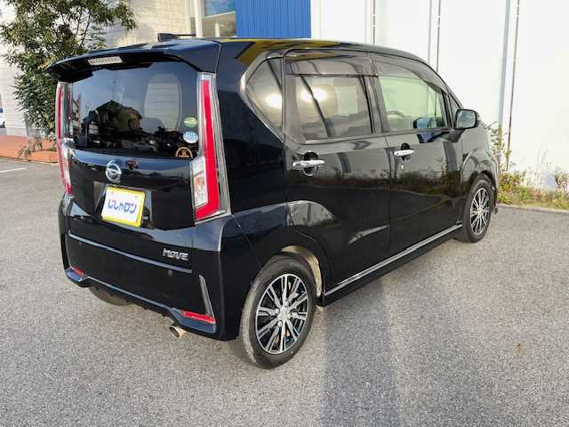 ダイハツ ムーヴ カスタム X ハイパー 福島県 2015(平27)年 4.9万km ブラックマイカメタリック (株)IDOMが運営する【じしゃロンいわき店】の自社ローン専用車両になります。こちらは現金またはオートローンご利用時の価格です。自社ローンご希望の方は別途その旨お申付け下さい/登録時走行距離48200km/プッシュスタート/スマートキー/バックカメラ/ナビゲーション/ドライブレコーダー/フロアマット/リアスポイラー