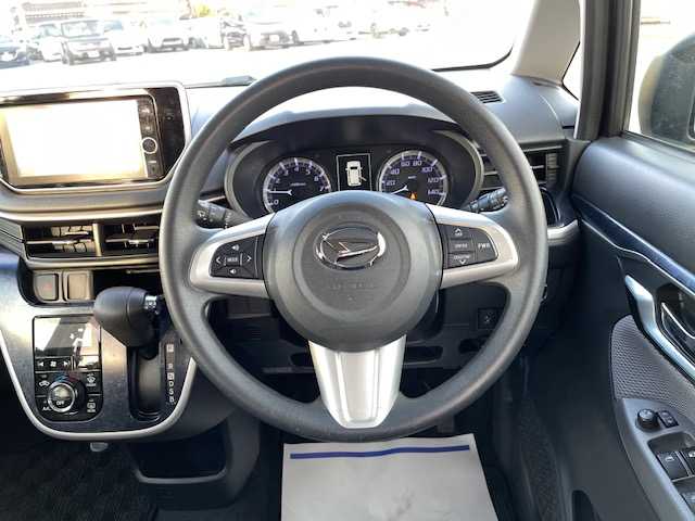 ダイハツ ムーヴ カスタム X ハイパー 福島県 2015(平27)年 4.9万km ブラックマイカメタリック (株)IDOMが運営する【じしゃロンいわき店】の自社ローン専用車両になります。こちらは現金またはオートローンご利用時の価格です。自社ローンご希望の方は別途その旨お申付け下さい/登録時走行距離48200km/プッシュスタート/スマートキー/バックカメラ/ナビゲーション/ドライブレコーダー/フロアマット/リアスポイラー