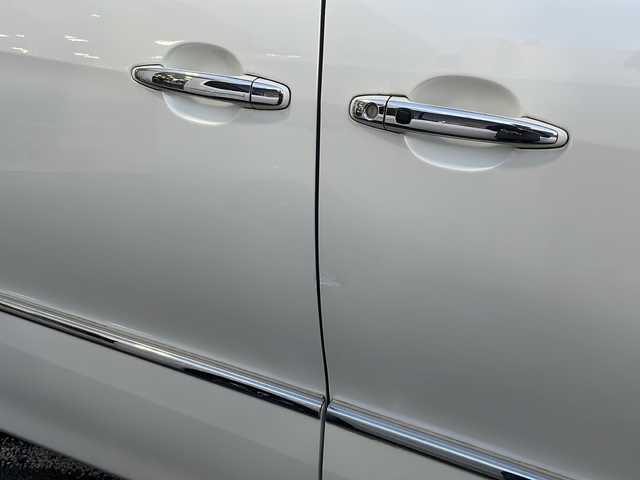 トヨタ エスティマ ハイブリッド アエラス レザーパッケージ 東京都 2014(平26)年 3.6万km ホワイトパールクリスタルシャイン 新車時保証書　/取扱説明書　ナビ説明書/TRDフロントスポイラー/モデリスタフロントグリル/純正メーカーナビ/フルセグTV【走行中映ります】/CD/DVD/REC/USB/AUX/フリップダウンモニター/バックカメラ　ETC/ドライブレコーダー【前後】/レザーシート/シートヒーター/運転席パワーシート/両側パワースライドドア/パワーバックドア/電動床下格納シート/コーナーセンサー/HIDライト/オートライト/Egプッシュスタート/ ストップボタン/スマートキー×2本/クルーズコントロール/社外ホーン【純正積込】/純正17インチアルミ