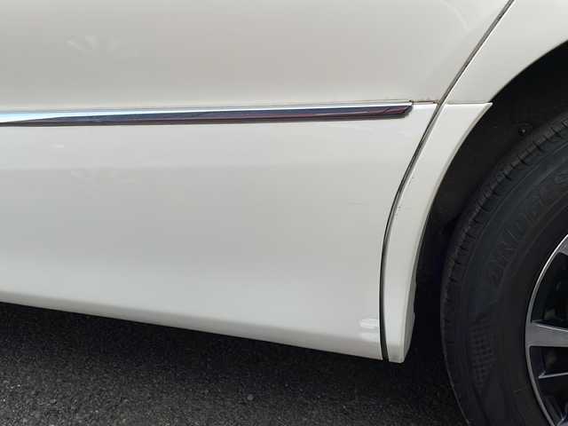 トヨタ エスティマ ハイブリッド アエラス レザーパッケージ 東京都 2014(平26)年 3.6万km ホワイトパールクリスタルシャイン 新車時保証書　/取扱説明書　ナビ説明書/TRDフロントスポイラー/モデリスタフロントグリル/純正メーカーナビ/フルセグTV【走行中映ります】/CD/DVD/REC/USB/AUX/フリップダウンモニター/バックカメラ　ETC/ドライブレコーダー【前後】/レザーシート/シートヒーター/運転席パワーシート/両側パワースライドドア/パワーバックドア/電動床下格納シート/コーナーセンサー/HIDライト/オートライト/Egプッシュスタート/ ストップボタン/スマートキー×2本/クルーズコントロール/社外ホーン【純正積込】/純正17インチアルミ