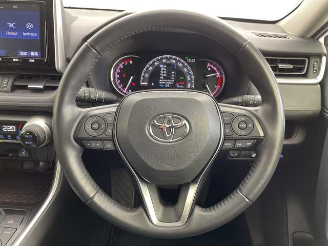 トヨタ ＲＡＶ４ G Zパッケージ 山口県 2020(令2)年 4.3万km ホワイトパールクリスタルシャイン ４WD/純正９インチナビ/・フルセグ/・CD/DVD/・Bluetooth/バックカメラ/デジタルインナーミラー/ETC/ハンズフリーパワーバックドア/メモリー付き運転席パワーシート/ステアリングヒーター/シートヒーター/トヨタセーフティセンス/・レーントレースアシスト/・プリクラッシュセーフティ/・ブラインドスポットモニター/・後退時車両検知警報/・パーキングサポートブレーキ/・アダプティブクルーズコントロール/・ロードサインアシスト/ダウンヒルアシスト