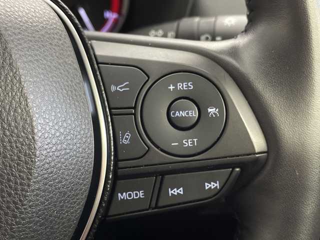 トヨタ ＲＡＶ４ G Zパッケージ 山口県 2020(令2)年 4.3万km ホワイトパールクリスタルシャイン ４WD/純正９インチナビ/・フルセグ/・CD/DVD/・Bluetooth/バックカメラ/デジタルインナーミラー/ETC/ハンズフリーパワーバックドア/メモリー付き運転席パワーシート/ステアリングヒーター/シートヒーター/トヨタセーフティセンス/・レーントレースアシスト/・プリクラッシュセーフティ/・ブラインドスポットモニター/・後退時車両検知警報/・パーキングサポートブレーキ/・アダプティブクルーズコントロール/・ロードサインアシスト/ダウンヒルアシスト