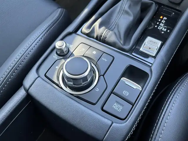 マツダ ＣＸ－３ 20SプロアクティブSパッケージ 鳥取県 2018(平30)年 5.9万km ジェットブラックマイカ 純正ナビ/フルセグ/DVD/CD/BT/USB/全方位カメラ/バックカメラ/前後ドライブレコーダー・ETC/運転席パワーシート/前席シートヒーター/ハーフレザーシート/ステアリングヒーター/衝突軽減ブレーキ/レーダークルーズコントロール/レーンキープアシスト/純正18インチアルミホイール/パドルシフト/プッシュエンジンスタート/LEDヘットライト/フロアマット・ドアバイザー/保証書・取扱説明書/スペアキー