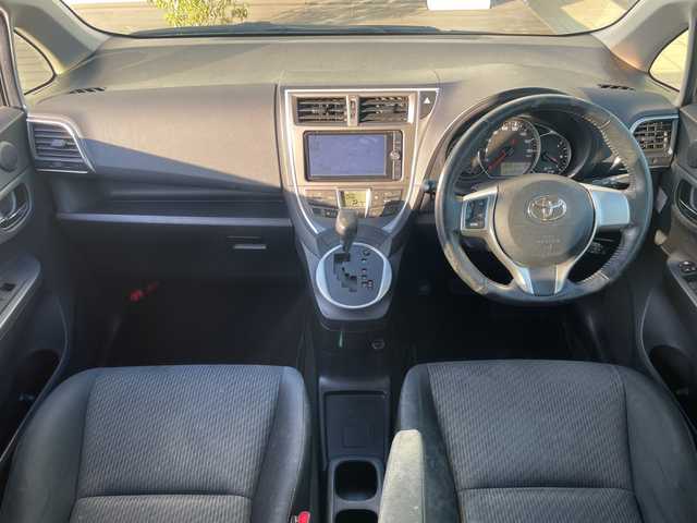 トヨタ ラクティス G 千葉県 2014(平26)年 6万km ブラックマイカ 純正ナビ（ＮＳＺＴ－Ｗ６２Ｇ）　クルーズコントロール　プッシュスタート　ワンオーナー　ＢＴ　フルセグ　　ＥＴＣ　純正マット　Ｗエアバッグ　オートエアコン　ＭＴモード付ＡＴ　オートライト　スペアキー/純正ナビ（ＮＳＺＴ－Ｗ６２Ｇ）/クルーズコントロール/プッシュスタート/ワンオーナー/ＢＴ/フルセグ/ETC/純正マット/Ｗエアバッグ/オートエアコン/ＭＴモード付ＡＴ/オートライト/スペアキー