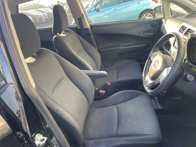 トヨタ ラクティス G 千葉県 2014(平26)年 6万km ブラックマイカ 純正ナビ（ＮＳＺＴ－Ｗ６２Ｇ）　クルーズコントロール　プッシュスタート　ワンオーナー　ＢＴ　フルセグ　　ＥＴＣ　純正マット　Ｗエアバッグ　オートエアコン　ＭＴモード付ＡＴ　オートライト　スペアキー/純正ナビ（ＮＳＺＴ－Ｗ６２Ｇ）/クルーズコントロール/プッシュスタート/ワンオーナー/ＢＴ/フルセグ/ETC/純正マット/Ｗエアバッグ/オートエアコン/ＭＴモード付ＡＴ/オートライト/スペアキー