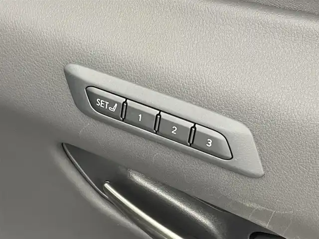 レクサス ＵＸ 250h エレガントブラック 群馬県 2022(令4)年 4万km ソニッククォーツ 禁煙車　純正ナビ　バックカメラ　サイドカメラ　フロントカメラ　ムーンルーフ　シートヒーター　エアシート　追加クルーズコントロール　レーンキープアシスト　ドライブレコーダー　ETC　パワーバックドア