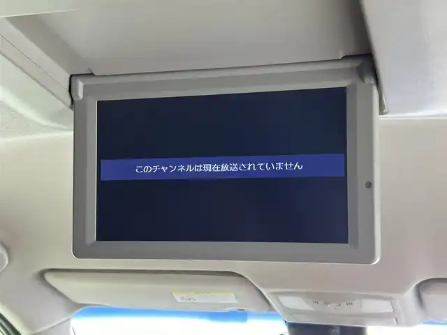 日産 エルグランド 250HWS Sジェットブラック アーバンクロム 大阪府 2021(令3)年 2.1万km ファントムブラック エマージェンシーブレーキ　/フリップダウンモニター/純正メモリナビ/　　CD/DVD/BT/フルセグTV/アラウンドビューモニター/両側パワースライドドア/パワーバックドア/クルーズコントロール/LEDオートライト　/フォグランプ　/レザーシート/パワーシート　/シートヒーター/純正18インチアルミホイール　/車線逸脱防止機能/コーナーセンサー/スマートキー/ETC