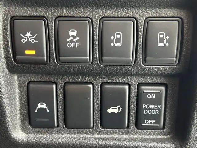 日産 エルグランド 250HWS Sジェットブラック アーバンクロム 大阪府 2021(令3)年 2.1万km ファントムブラック エマージェンシーブレーキ　/フリップダウンモニター/純正メモリナビ/　　CD/DVD/BT/フルセグTV/アラウンドビューモニター/両側パワースライドドア/パワーバックドア/クルーズコントロール/LEDオートライト　/フォグランプ　/レザーシート/パワーシート　/シートヒーター/純正18インチアルミホイール　/車線逸脱防止機能/コーナーセンサー/スマートキー/ETC