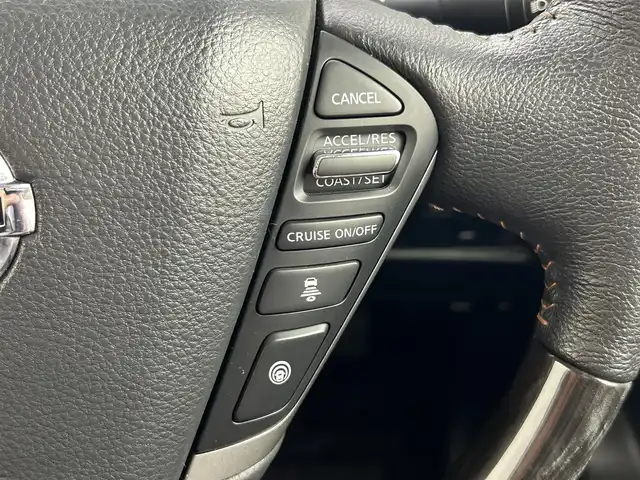 日産 エルグランド 250HWS Sジェットブラック アーバンクロム 大阪府 2021(令3)年 2.1万km ファントムブラック エマージェンシーブレーキ　/フリップダウンモニター/純正メモリナビ/　　CD/DVD/BT/フルセグTV/アラウンドビューモニター/両側パワースライドドア/パワーバックドア/クルーズコントロール/LEDオートライト　/フォグランプ　/レザーシート/パワーシート　/シートヒーター/純正18インチアルミホイール　/車線逸脱防止機能/コーナーセンサー/スマートキー/ETC