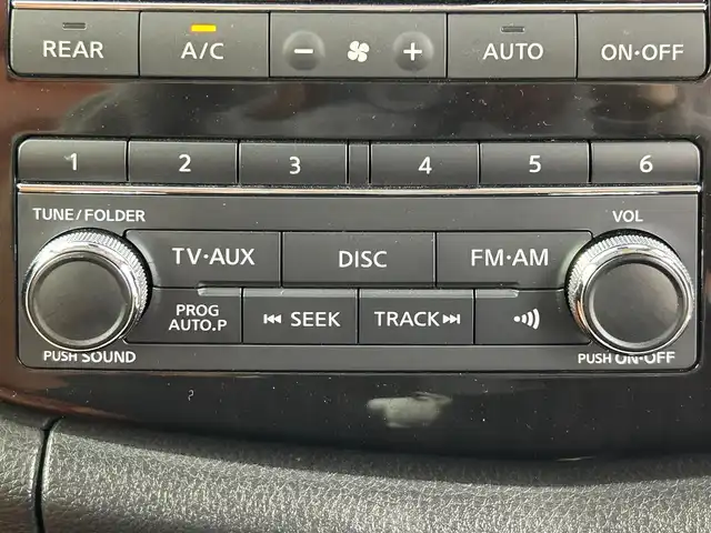 日産 エルグランド 250HWS Sジェットブラック アーバンクロム 大阪府 2021(令3)年 2.1万km ファントムブラック エマージェンシーブレーキ　/フリップダウンモニター/純正メモリナビ/　　CD/DVD/BT/フルセグTV/アラウンドビューモニター/両側パワースライドドア/パワーバックドア/クルーズコントロール/LEDオートライト　/フォグランプ　/レザーシート/パワーシート　/シートヒーター/純正18インチアルミホイール　/車線逸脱防止機能/コーナーセンサー/スマートキー/ETC