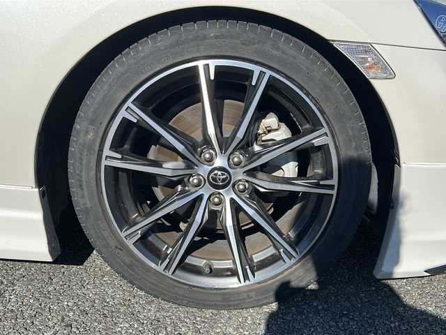 トヨタ ８６ GT 福岡県 2021(令3)年 3.3万km クリスタルホワイトパール 純正7インチナビ/【AM/FM/CD/DVD/SD/BT/フルセグTV】/バックカメラ/6速MT/モデリスタエアロFSR/柿本2本出しマフラー/ブリッツ車高調/社外ホイールスペーサー/LEDヘッドライト＆フォグランプ/ETC/電動格納ミラー/ステアリングスイッチ/デュアルエアコン