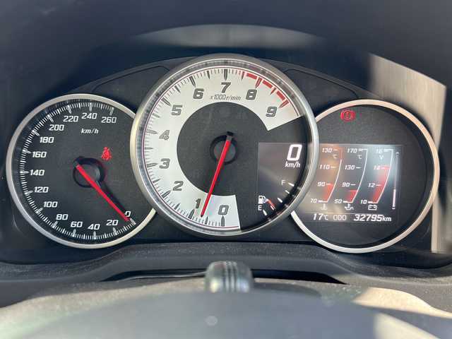 トヨタ ８６ GT 福岡県 2021(令3)年 3.3万km クリスタルホワイトパール 純正7インチナビ/【AM/FM/CD/DVD/SD/BT/フルセグTV】/バックカメラ/6速MT/モデリスタエアロFSR/柿本2本出しマフラー/ブリッツ車高調/社外ホイールスペーサー/LEDヘッドライト＆フォグランプ/ETC/電動格納ミラー/ステアリングスイッチ/デュアルエアコン