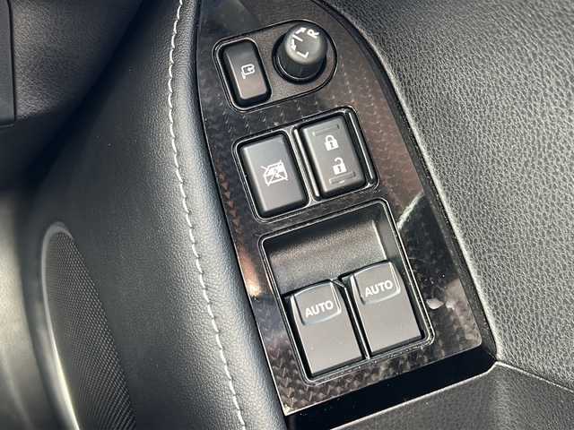 トヨタ ８６ GT 福岡県 2021(令3)年 3.3万km クリスタルホワイトパール 純正7インチナビ/【AM/FM/CD/DVD/SD/BT/フルセグTV】/バックカメラ/6速MT/モデリスタエアロFSR/柿本2本出しマフラー/ブリッツ車高調/社外ホイールスペーサー/LEDヘッドライト＆フォグランプ/ETC/電動格納ミラー/ステアリングスイッチ/デュアルエアコン