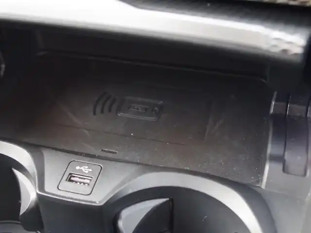 ＢＭＷ ＢＭＷ ３２０ｄ xDrive Mスポーツ EDジョイ+ 埼玉県 2021(令3)年 2.6万km アルピンホワイトⅢ 特別仕様車/ブラックハーフレザーシート/アダプティブクルーズコントロール/インテリジェントセーフティ/CarPlay/パークディスタンスコントロール/ブラインドスポットモニター/コンフォートアクセス/全周囲カメラ/純正ナビ/ドラレコ/ETC/ワイヤレス充電/シートヒーター/シートポジションメモリー機能/Bluetooth