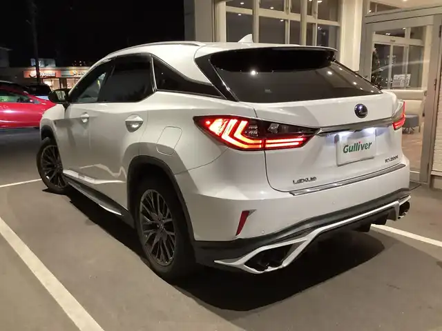 レクサス ＲＸ 200t Fスポーツ 愛知県 2017(平29)年 10.1万km ホワイトノーヴァガラスフレーク メーカーナビ　/バックカメラ　/全方位カメラ　/革シート　/シートヒーター　/ベンチレーション　/ドライブレコーダー　/ＨＵＤ　/ステアリングヒーター　/パワーバックドア　/ビルトインＥＴＣ　/レーダークルーズコントロール　/パドルシフト　/サンルーフ