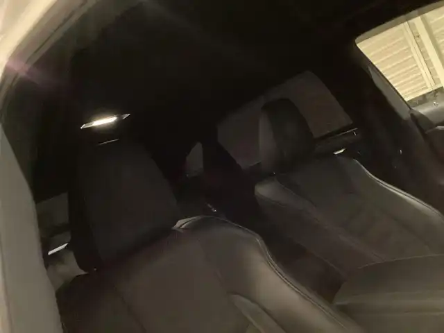 レクサス ＲＸ 200t Fスポーツ 愛知県 2017(平29)年 10.1万km ホワイトノーヴァガラスフレーク メーカーナビ　/バックカメラ　/全方位カメラ　/革シート　/シートヒーター　/ベンチレーション　/ドライブレコーダー　/ＨＵＤ　/ステアリングヒーター　/パワーバックドア　/ビルトインＥＴＣ　/レーダークルーズコントロール　/パドルシフト　/サンルーフ