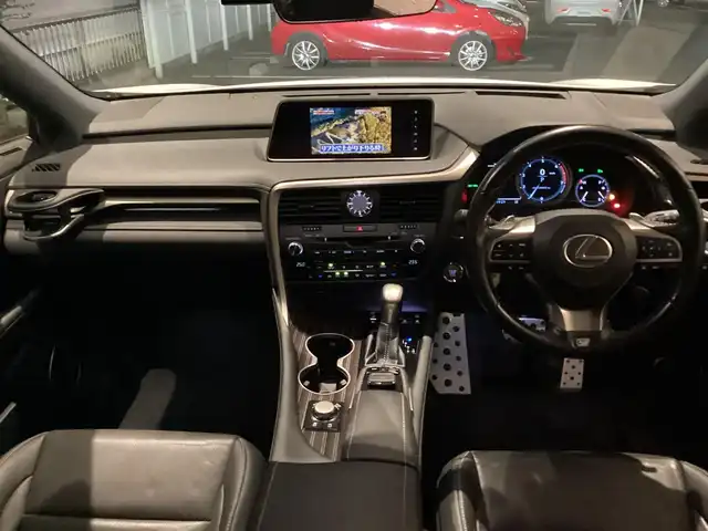 レクサス ＲＸ 200t Fスポーツ 愛知県 2017(平29)年 10.1万km ホワイトノーヴァガラスフレーク メーカーナビ　/バックカメラ　/全方位カメラ　/革シート　/シートヒーター　/ベンチレーション　/ドライブレコーダー　/ＨＵＤ　/ステアリングヒーター　/パワーバックドア　/ビルトインＥＴＣ　/レーダークルーズコントロール　/パドルシフト　/サンルーフ