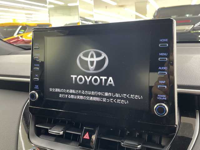 トヨタ カローラ クロス ハイブリッド Z 神奈川県 2022(令4)年 4.2万km アティチュードブラックマイカ 純正9インチディスプレイオーディオ/Bluetooth・CD・DVD・USB・フルセグTV・Miracast/パノラミックビューモニター/ブラインドスポットモニター/セーフティセンス/レーダークルーズコントロール/ハンズフリーパワーバックドア/ハーフレザーシート/シートヒーター/運転席パワーシート・シートリフター/前後ドライブレコーダー/ビルトインETC/LEDヘッドランプ・フォグランプ/純正フロアマット/純正18インチアルミホイール/オートマチックハイビーム/プリクラッシュセーフティ/レーントレーシングアシスト/ロードサインアシスト