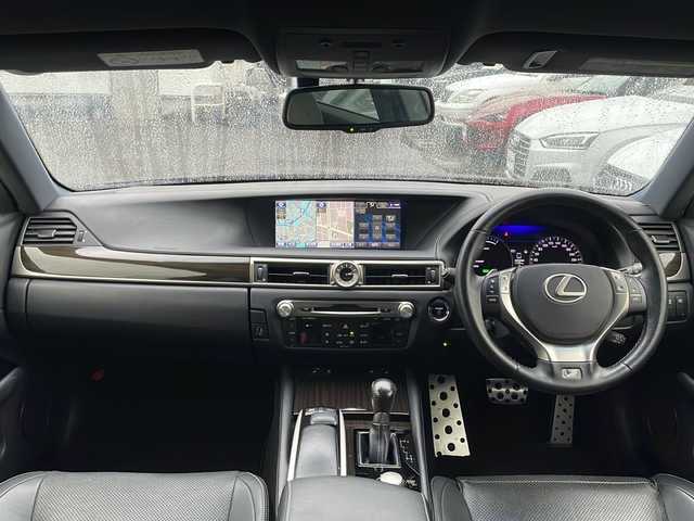 レクサス ＧＳ 300h Fスポーツ 愛知県 2013(平25)年 9万km スターライトブラックガラスフレーク /禁煙車//TRDフロントスポイラー//純正フロントドライブレコーダー//レザーシート//パワーシート//シートメモリー//シートヒーター//シートベンチレーション//ランバーサポート//純正HDDナビ//AM/FM/CD/DVD/SD/BT/USB//AUX/フルセグ//ビルトインETC//AFS//TRC//VSC//クルーズコントロール//LEDオートライト//フロントフォグランプ//ヘッドライトウォッシャー//MTモード付AT//本革巻ステアリング//ステアリングスイッチ//パドルシフト//電動チルトテレスコピック//自動防眩ミラー//オートリトラウィンカーミラー//ドライブモード//EVモード//SNOWモード//電動パーキングブレーキ//ブレーキホールド//電動リヤサンシェード//スマートキー//スペアキー2本//プッシュスタート//純正19インチAW//取扱説明書//ディーラー記録簿H25～H29