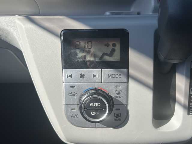 トヨタ ピクシスエポック G SAⅢ 沖縄県 2019(平31)年 3.9万km マゼンタベリーマイカM ワンオーナー/純正オプションナビ/ＴＶ/オーディオ（Ｂｌｕｅｔｏｏｔｈ、ＣＤ）/スマートキー/ＥＴＣ/ドライブレコーダー/コーナーセンサー/ＬＥＤヘッドライト/バックカメラ/１４インチアルミホイール/トヨタセーフティセンス