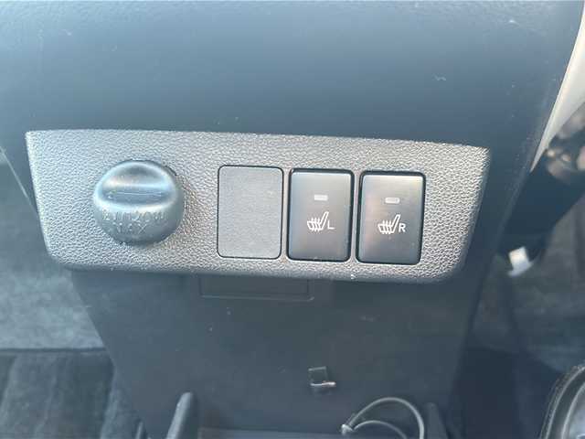 トヨタ ピクシスエポック G SAⅢ 沖縄県 2019(平31)年 3.9万km マゼンタベリーマイカM ワンオーナー/純正オプションナビ/ＴＶ/オーディオ（Ｂｌｕｅｔｏｏｔｈ、ＣＤ）/スマートキー/ＥＴＣ/ドライブレコーダー/コーナーセンサー/ＬＥＤヘッドライト/バックカメラ/１４インチアルミホイール/トヨタセーフティセンス