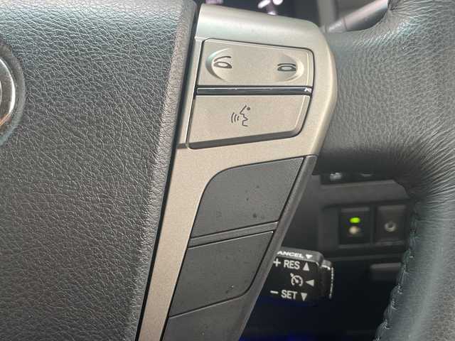 トヨタ ヴェルファイア 2．4Z Gエディション 青森県 2014(平26)年 9.6万km ホワイトパールクリスタルシャイン 4WD/純正メーカーHDDナビ・フルセグTV/CD・DVD・Bluetooth・USB/OPプレミアムサウンド18スピーカー/OPリアエンターテイメントシステム/純正9インチ後席モニター/OPパノラミックビューモニター/前席パワーシート/両側パワースライドドア/パワーバックドア/クルーズコントロール/クリアランスソナー/ワイパーデアイサー/社外ドラレコ一体型デジタルインナーミラー/ビルトインETC/AC100V100W/純正エンジンスターター/HIDヘッドライト/HIDフォグランプ/純正18インチアルミ/モデリスタフロントグリル