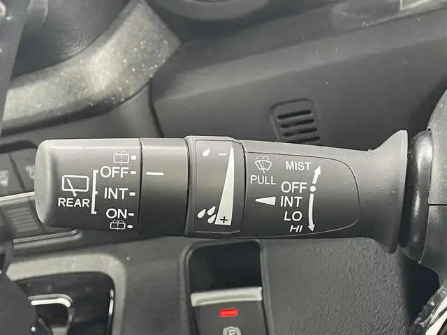 ホンダ Ｎ ＢＯＸ カスタム ターボ コーディネートS 滋賀県 2024(令6)年 0.7万km プラチナホワイトパール 純正9インチナビ/【Bluetooth/USB/フルセグTV】/両側パワースライドドア/フルプライムスムースシート/ホンダセンシング/・衝突軽減ブレーキ/・先行車発進お知らせ機能/・歩行者事故低減ステアリング/・路外逸脱抑制機能/・標識認識機能/・渋滞追従機能付アダプティブクルーズコントロール/・車線維持支援システム/・誤発進抑制機能/・後方誤発進抑制機能/・近距離衝突軽減ブレーキ/・急アクセル抑制機能/・パーキングセンサーシステム/・オートハイビーム/バックカメラ/LEDヘッドライト/前方ドライブレコーダー/ビルトインETC/D/Nシートヒーター/後席ロールサンシェード/パドルシフト/プッシュスタート/スマートキー/ステアリングリモコン