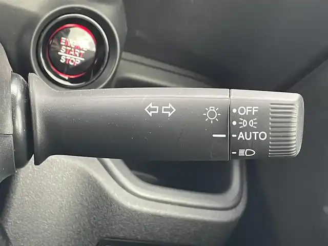 ホンダ Ｎ ＢＯＸ カスタム ターボ コーディネートS 滋賀県 2024(令6)年 0.7万km プラチナホワイトパール 純正9インチナビ/【Bluetooth/USB/フルセグTV】/両側パワースライドドア/フルプライムスムースシート/ホンダセンシング/・衝突軽減ブレーキ/・先行車発進お知らせ機能/・歩行者事故低減ステアリング/・路外逸脱抑制機能/・標識認識機能/・渋滞追従機能付アダプティブクルーズコントロール/・車線維持支援システム/・誤発進抑制機能/・後方誤発進抑制機能/・近距離衝突軽減ブレーキ/・急アクセル抑制機能/・パーキングセンサーシステム/・オートハイビーム/バックカメラ/LEDヘッドライト/前方ドライブレコーダー/ビルトインETC/D/Nシートヒーター/後席ロールサンシェード/パドルシフト/プッシュスタート/スマートキー/ステアリングリモコン