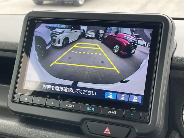 ホンダ Ｎ ＢＯＸ カスタム ターボ コーディネートS 滋賀県 2024(令6)年 0.7万km プラチナホワイトパール 純正9インチナビ/【Bluetooth/USB/フルセグTV】/両側パワースライドドア/フルプライムスムースシート/ホンダセンシング/・衝突軽減ブレーキ/・先行車発進お知らせ機能/・歩行者事故低減ステアリング/・路外逸脱抑制機能/・標識認識機能/・渋滞追従機能付アダプティブクルーズコントロール/・車線維持支援システム/・誤発進抑制機能/・後方誤発進抑制機能/・近距離衝突軽減ブレーキ/・急アクセル抑制機能/・パーキングセンサーシステム/・オートハイビーム/バックカメラ/LEDヘッドライト/前方ドライブレコーダー/ビルトインETC/D/Nシートヒーター/後席ロールサンシェード/パドルシフト/プッシュスタート/スマートキー/ステアリングリモコン