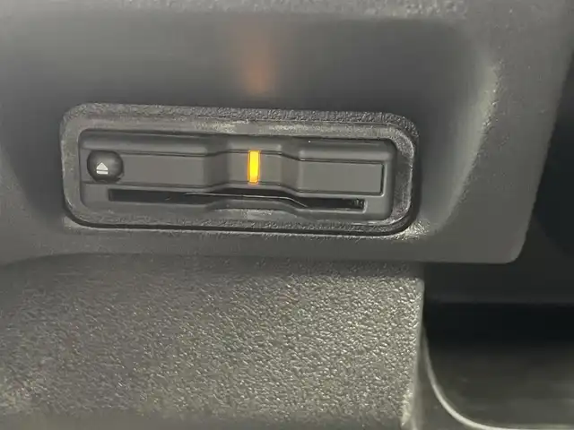 ホンダ Ｎ ＢＯＸ カスタム ターボ コーディネートS 滋賀県 2024(令6)年 0.7万km プラチナホワイトパール 純正9インチナビ/【Bluetooth/USB/フルセグTV】/両側パワースライドドア/フルプライムスムースシート/ホンダセンシング/・衝突軽減ブレーキ/・先行車発進お知らせ機能/・歩行者事故低減ステアリング/・路外逸脱抑制機能/・標識認識機能/・渋滞追従機能付アダプティブクルーズコントロール/・車線維持支援システム/・誤発進抑制機能/・後方誤発進抑制機能/・近距離衝突軽減ブレーキ/・急アクセル抑制機能/・パーキングセンサーシステム/・オートハイビーム/バックカメラ/LEDヘッドライト/前方ドライブレコーダー/ビルトインETC/D/Nシートヒーター/後席ロールサンシェード/パドルシフト/プッシュスタート/スマートキー/ステアリングリモコン