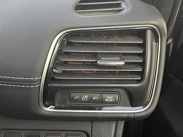 日産 セレナ ハイウェイスター 富山県 2017(平29)年 10.3万km ダイヤモンドブラック (株)IDOMが運営する【じしゃロン富山店】の自社ローン対象車両になります。こちらは現金ご利用時の価格です。自社ローンご希望の方は別途その旨お申付け下さい。/純正フリップダウンモニター/純正ナビ/FM/AM/CD/DVD/フルセグ/SD/Bluetooth/ETC/両側パワースライドドア/衝突軽減アシスト/横滑り防止/クルーズコントロール/８人乗り/プッシュスタート/スマートキー/純正ホイール積み込み/ハロゲンライト