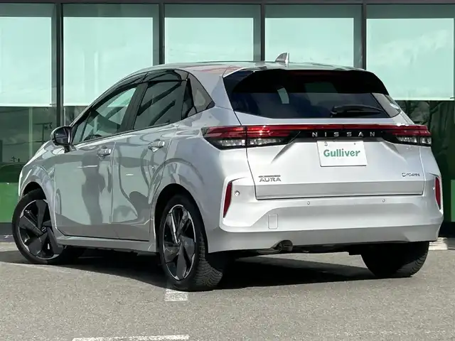 日産 オーラ G 和歌山県 2021(令3)年 5.8万km ブリリアントシルバー BOSEプレミアムサウンド/純正ナビ/フルセグTV/HDMI/デジタルインナーミラー/パノラミックビューモニター/エマージェンシーブレーキ/プロパイロット/レーンキープ/BSW/ハンドル支援/ハーフレザーシート/ドライブレコーダー/ビルトインETC2.0/純正アルミホイール/純正フロアマット/LEDヘッドライト/オートライト