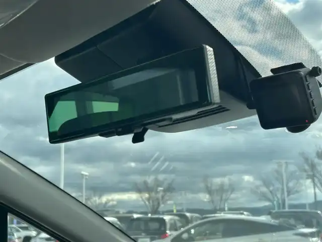 日産 オーラ G 和歌山県 2021(令3)年 5.8万km ブリリアントシルバー BOSEプレミアムサウンド/純正ナビ/フルセグTV/HDMI/デジタルインナーミラー/パノラミックビューモニター/エマージェンシーブレーキ/プロパイロット/レーンキープ/BSW/ハンドル支援/ハーフレザーシート/ドライブレコーダー/ビルトインETC2.0/純正アルミホイール/純正フロアマット/LEDヘッドライト/オートライト