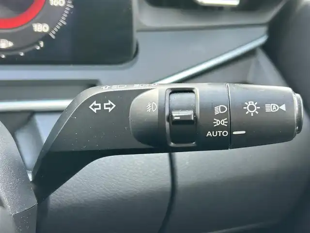 日産 オーラ G 和歌山県 2021(令3)年 5.8万km ブリリアントシルバー BOSEプレミアムサウンド/純正ナビ/フルセグTV/HDMI/デジタルインナーミラー/パノラミックビューモニター/エマージェンシーブレーキ/プロパイロット/レーンキープ/BSW/ハンドル支援/ハーフレザーシート/ドライブレコーダー/ビルトインETC2.0/純正アルミホイール/純正フロアマット/LEDヘッドライト/オートライト