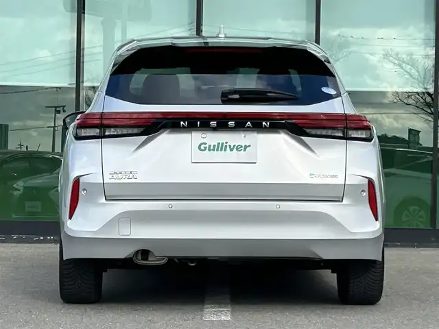 日産 オーラ G 和歌山県 2021(令3)年 5.8万km ブリリアントシルバー BOSEプレミアムサウンド/純正ナビ/フルセグTV/HDMI/デジタルインナーミラー/パノラミックビューモニター/エマージェンシーブレーキ/プロパイロット/レーンキープ/BSW/ハンドル支援/ハーフレザーシート/ドライブレコーダー/ビルトインETC2.0/純正アルミホイール/純正フロアマット/LEDヘッドライト/オートライト