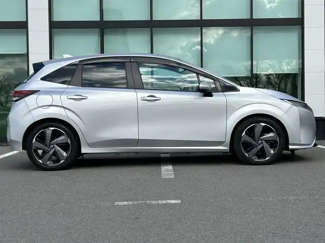 日産 オーラ G 和歌山県 2021(令3)年 5.8万km ブリリアントシルバー BOSEプレミアムサウンド/純正ナビ/フルセグTV/HDMI/デジタルインナーミラー/パノラミックビューモニター/エマージェンシーブレーキ/プロパイロット/レーンキープ/BSW/ハンドル支援/ハーフレザーシート/ドライブレコーダー/ビルトインETC2.0/純正アルミホイール/純正フロアマット/LEDヘッドライト/オートライト