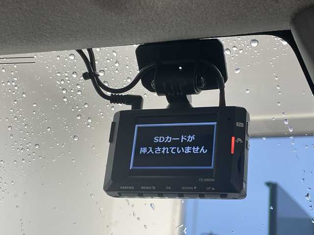 トヨタ ルーミー カスタムG 沖縄県 2023(令5)年 3.1万km パールホワイトⅢ 禁煙車/純正ナビ【NMZK-W73D】/（フルセグTV　CD　DVD　Bluetooth）/バックカメラ/ビルトインETC2.0/電動パーキング/レーダークルーズコントロール/アイドリングストップ/両側パワースライドドア/スマートアシスト/純正フロアマット/LEDヘッドライト/前後コーナーセンサー/ミュージックプレイヤー接続（IPod）/スマートキー/スペアキー/保証書/取扱説明書