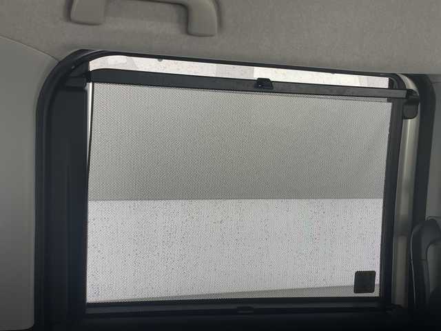 トヨタ ルーミー カスタムG 沖縄県 2023(令5)年 3.1万km パールホワイトⅢ 禁煙車/純正ナビ【NMZK-W73D】/（フルセグTV　CD　DVD　Bluetooth）/バックカメラ/ビルトインETC2.0/電動パーキング/レーダークルーズコントロール/アイドリングストップ/両側パワースライドドア/スマートアシスト/純正フロアマット/LEDヘッドライト/前後コーナーセンサー/ミュージックプレイヤー接続（IPod）/スマートキー/スペアキー/保証書/取扱説明書