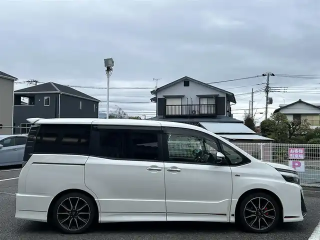 車両画像8