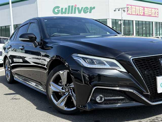 トヨタ クラウン ハイブリッド RS アドバンス 佐賀県 2018(平30)年 12.5万km プレシャスブラックパール トヨタセーフティーセンス/プリクラッシュセーフティー/レーンディパーチャーアラート/レーントレーシングアシスト/クリアランスソナー/レーダークルーズコントロール/レザーシートパッケージ/本革シート/前席シートヒーター/前席シートベンチレーション/ステアリングヒーター/助手席肩口パワーシートスイッチ/合成皮革巻きオーナメント表皮/純正ナビゲーション/AM/FM/Bluetooth/フルセグ/CD/DVD//バックカメラ/純正18インチアルミホイール/純正リアスポイラー/後席スモークフィルム/後席オートサンシェード/スマートキー/スペアキー/パドルシフト/LEDヘッドライト/前方ドライブレコーダー/USB入力端子